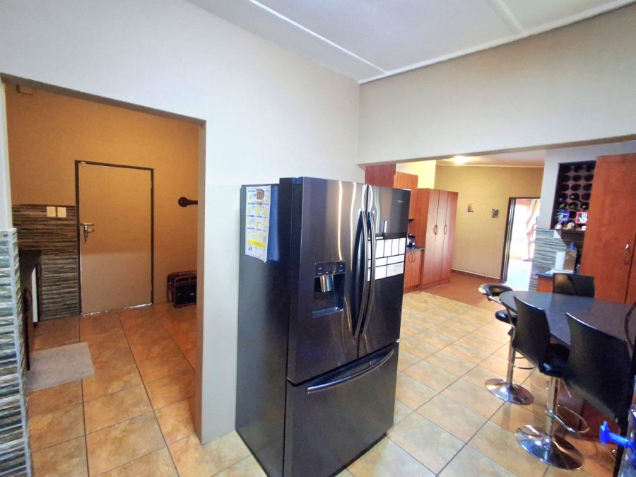 5 Bedroom Property for Sale in Sasolburg Ext 4 Free State